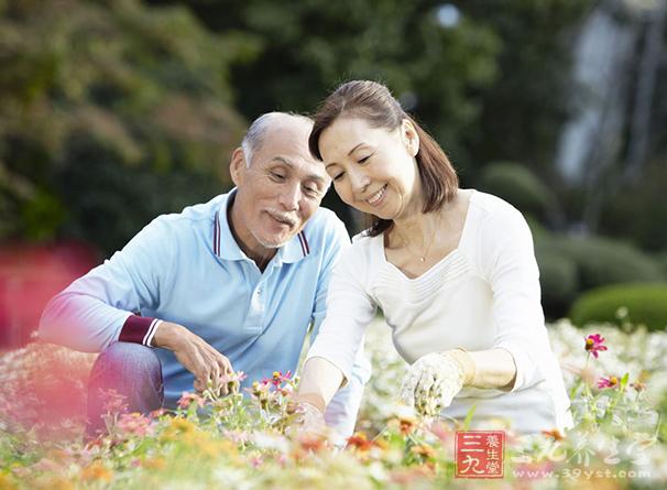 在臨床上它既是許多疾病的伴發(fā)癥狀，也是一些嚴重疾病的首發(fā)癥狀(如聽神經(jīng)瘤)。.jpg