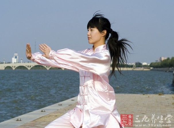 太极拳腿功练习 太极拳单腿支撑练习