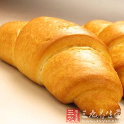 饮食习惯是影响胆石形成的主要因素，进食低纤维、高热量食物者胆囊结石的发病率明显增高。