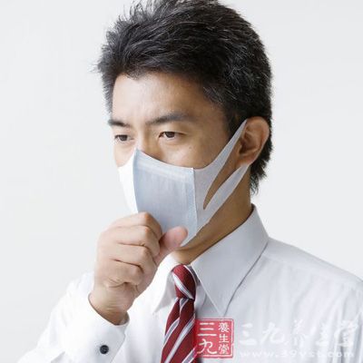 肿瘤专家李志亮谈肺癌 防治肺癌需注意事项