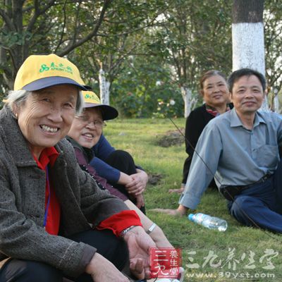 旅游能增長見識，相信每個老年朋友每次旅游收益匪淺