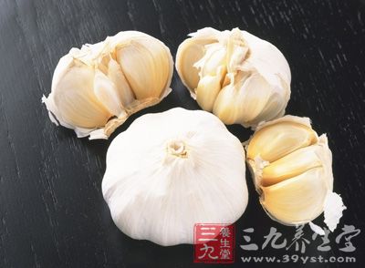 防癌还是杀精?男人为何不能生吃大蒜 - 三九养