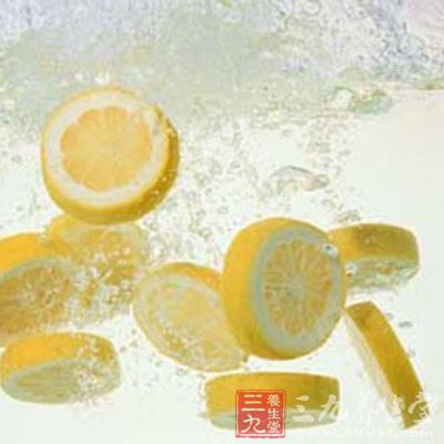 一种柠檬醋，可以减肥养颜美容，而且最好还是连皮榨汁最营养。