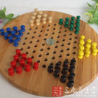 跳棋怎么玩 学会俄罗斯跳棋的玩法