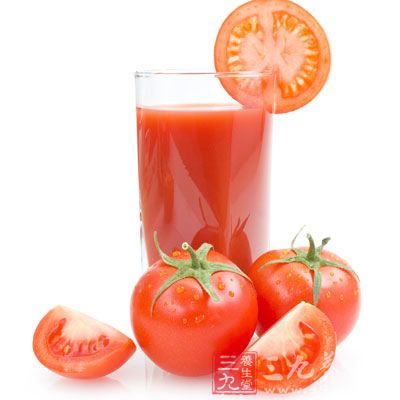 番茄汁所含维生素P还能保护血管、防治高血压