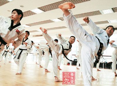 今天小编就给大家介绍的是如何让你在短时间内能够快速掌握基本的跆拳道精髓 今天小编就给大家介绍的是如何让你在短时间内能够快速掌握基本的跆拳道精髓