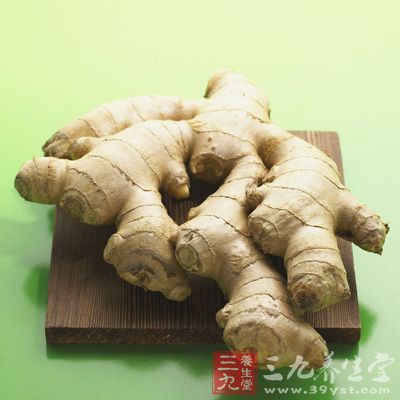 月經(jīng)不調(diào)食物解決方案：生姜、胡蘿卜、紅花、杏、肉桂、咸梅干