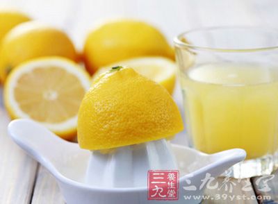 柠檬水能抗衰老