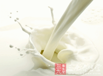 饮食误区 喝牛奶当心这八种错误