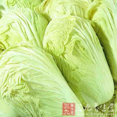 圆白菜中含有丰富的维生素C、维生素E、胡萝卜素