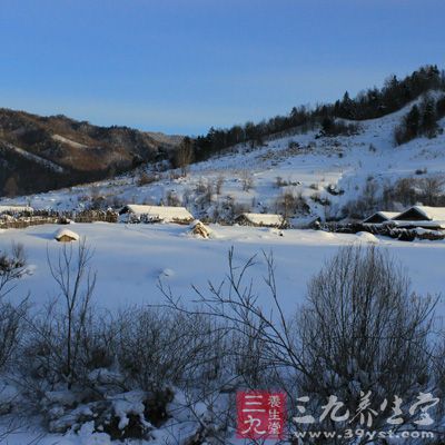 雞西的巧嫂旅館不錯(cuò)，可以選擇住宿