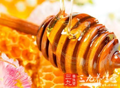 可促进酒精的分解吸收，减轻头痛症状，尤其是红酒引起的头痛。