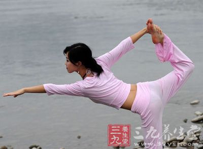 瑜伽常识 早晨醒瑜伽动作助你精神一整天