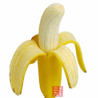 香蕉内含有丰富的糖和纤维物质，有利于消化和通便等功效