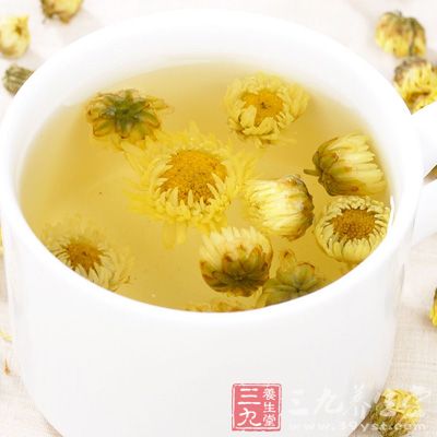 杏仁菊花茶