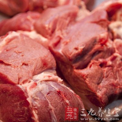 杏仁不可与板栗、猪肉、小米同食