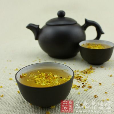 杏仁菊花茶