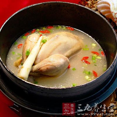 黃芪血藤瘦肉湯