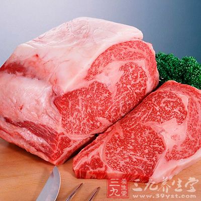 肉类摄入过量会造成尿液酸化