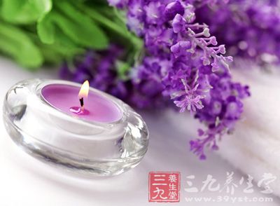 做Home Spa时，一定要有充裕时间，让自己以轻松的心情来做Home Spa