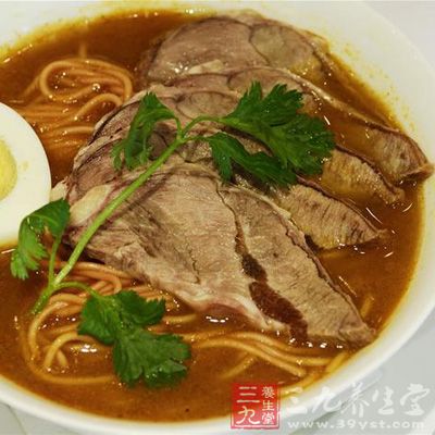 咖哩牛肉汤面