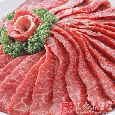 阳气偏虚的人，选羊肉、狗肉、鸡肉等。气血双亏的人，可用鹅肉、鸭肉、乌鸡等