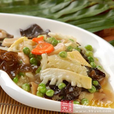 怎样才能瘦脸 按摩加食疗帮你快速塑小脸