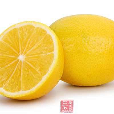 柠檬最好的美白成分是维生素C