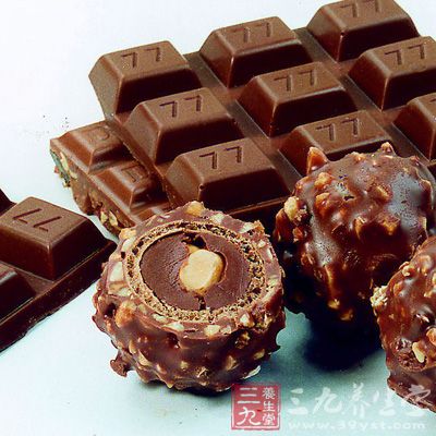 巧克力中含有大量的可可碱
