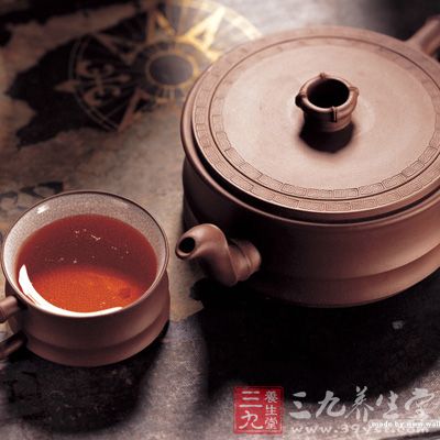 據(jù)考證銀生城的茶應(yīng)該是云南大葉茶種，也就是普洱茶種