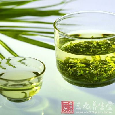 绿茶也有降低胆固醇和预防高血压的功效