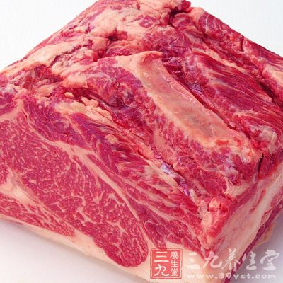 浸咸肉的时间根据肉的咸度而定