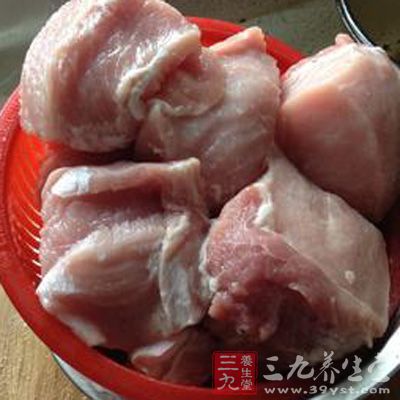 由于豬肉也含有腥味，因此有很多人也不喜歡