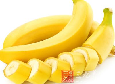 香蕉中含有的精氨酸可以刺激人体中的生长荷尔蒙