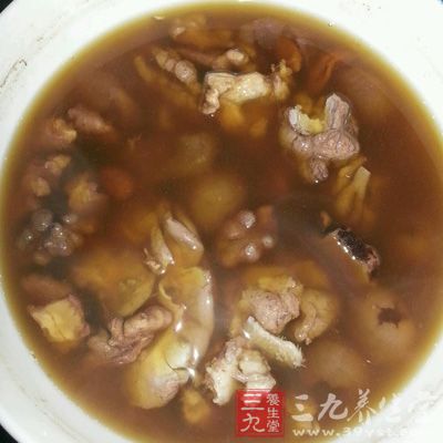 豬腦性寒，味甘，益虛勞，補(bǔ)骨髓，健腦