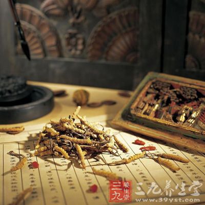 不同年龄则生理状况和气血盈亏不同,治疗用药也应有区别 不同年龄则生理状况和气血盈亏不同,治疗用药也应有区别