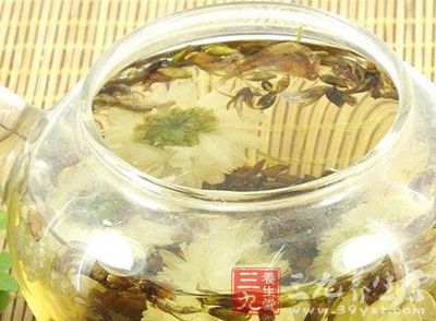 葛花沏成茶，饮之不仅具有解酒功能