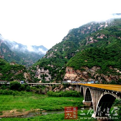 密云云佛山滑雪场是目前华北地区规模大、设施齐备的一座滑雪场