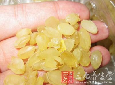 取雪莲花50g用白酒500ml浸泡10天 取雪莲花50g用白酒500ml浸泡10天