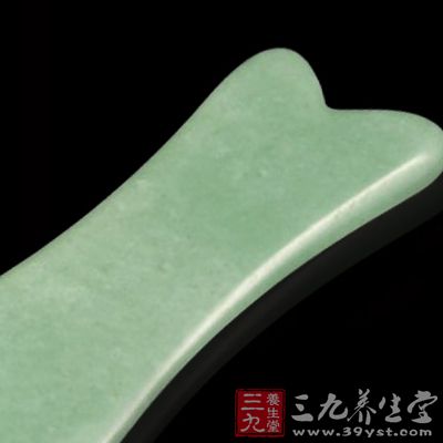 美容刮痧中更常见的硬板刮痧 美容刮痧中更常见的硬板刮痧