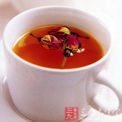 红花茶还可以与玫瑰花、三七花茶搭配，具有很好的功效