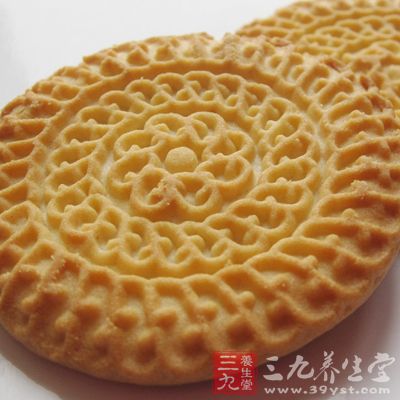 旁边放的那一块奶油或是奶油饼里所包的都是这种油脂