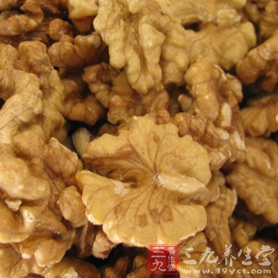 核桃是老年人的营养佳品