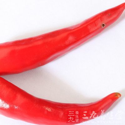 加食盐、味精、醋、蒜末、香菜、辣椒