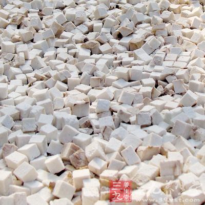 柴胡16g ,黄芩10g ,黄连6g ,清半夏16g ,桂枝10g,茯苓30 g 柴胡16g ,黄芩10g ,黄连6g ,清半夏16g ,桂枝10g,茯苓30 g