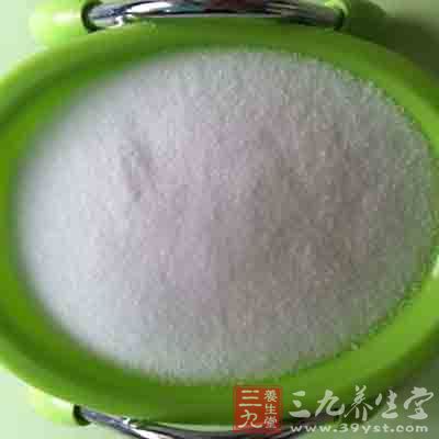 在炒菜做汤时忌高温时放碘盐