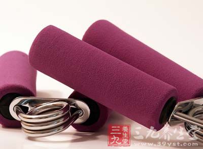 握力棒，握力器的一种，又称臂力器，霹雳棒