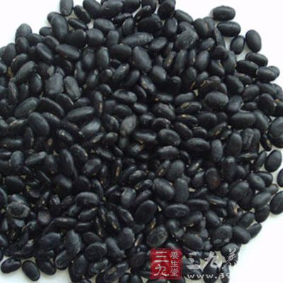 其中的阿胶，滋阴养血、润燥、美容养颜、增强免疫力