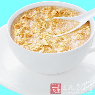 燕麦奶茶——营养清香 抑制胆固醇