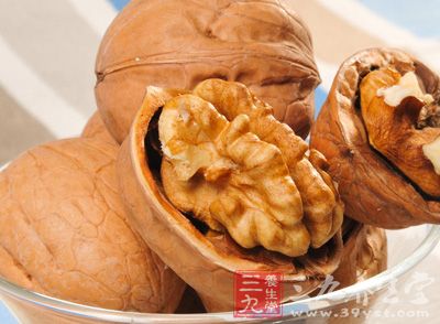 取核桃10枚,去硬壳,不去衣 取核桃10枚,去硬壳,不去衣